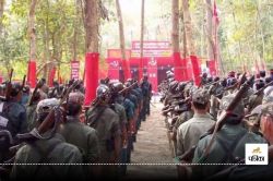 CG Naxal News: उप सरपंच की गला घोंटकर हत्या, ग्रामीण वेशभूषा में पहुंचे थे
नक्सली - image