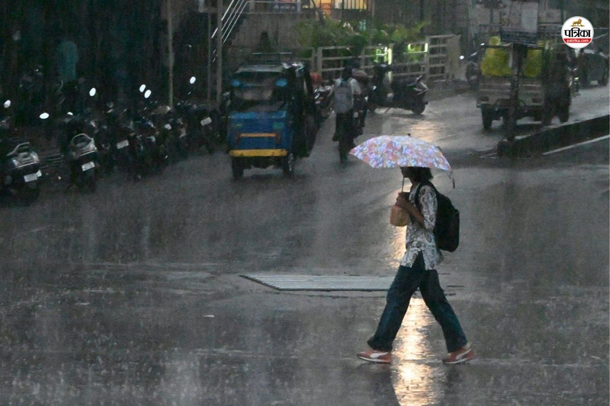 CG Monsoon 2025: दंतेवाड़ा से आगे बढ़कर राजधानी पहुंचा मानसून, गरज-चमक के साथ हो रही ताबड़तोड़ बारिश
