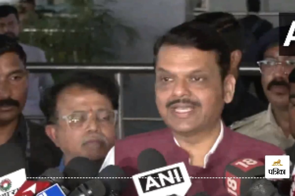 CG Naxal Encounter: छत्तीसगढ़ में हुई मुठभेड़ पर महाराष्ट्र के CM देवेंद्र
फडणवीस ने क्या कहा, देखें Video..