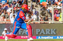 Karun Nair in Team India: टेस्ट में तीहरा शतक, फिर 3000 दिन तक टीम इंडिया से
बाहर, करुण नायर ऐसा मिला दोबारा मौका - image