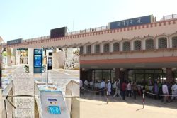 North Western Railway: रेलवे स्टेशन पर अनाधिकृत लोगों की होगी नो-एंट्री! फेस
रिकॉग्निशन CCTV कैमरे से नजर - image