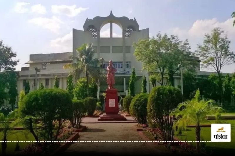 Raipur News: BA, BCom और BSc BEd द्वितीय सेमेस्टर की परीक्षाएं 4 जून से, पंडित रविशंकर विवि ने जारी किया टाइम टेबल