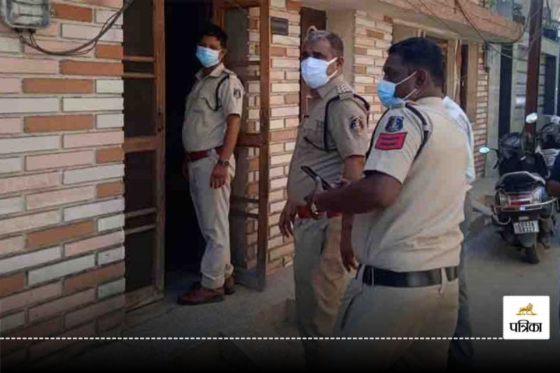 छत्तीसगढ़ में डबल मर्डर से सनसनी, बंद कमरे में मिली बुजुर्ग दंपती की लाश, इस हाल में देख चौंक गई पुलिस