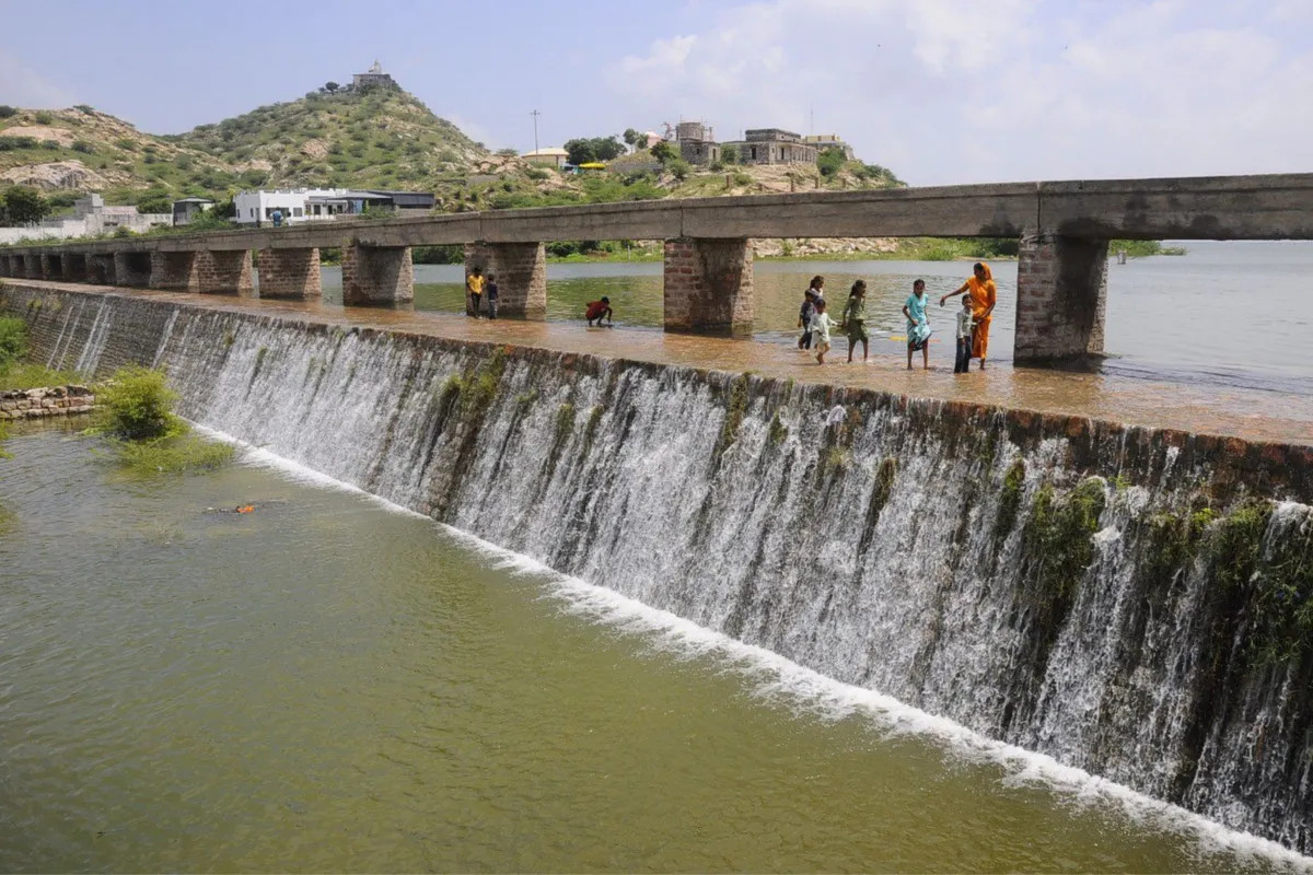 Monsoon 2025: राजस्थान में मानसून से पहले 3 हजार 236 बांधों को लेकर आई बड़ी खबर,
यहां जानें