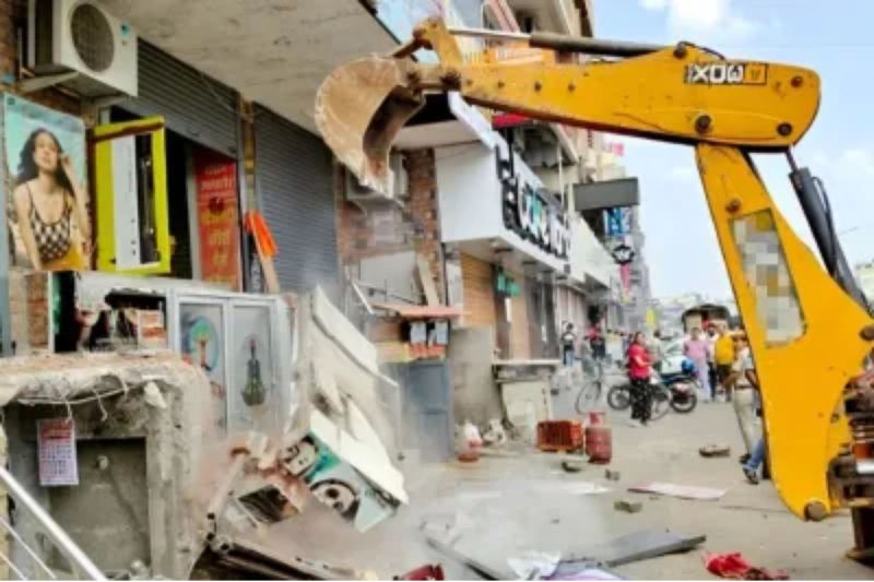 बुलडोजर (फोटो-पत्रिका)