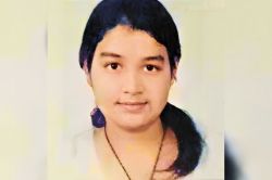 2 दिन से कमरे में बंद थी लेडी डॉक्टर, बदबू फैली तो फौरन बुलाई पुलिस, दरवाजा
तोड़ते ही इस हाल में मिला शव - image