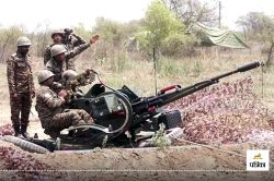 Pak के 15000 रुपये के ड्रोन पर दागी 15 लाख की मिसाइलें, कांग्रेस नेता का दावा,
फडणवीस बोले- मूर्खों को क्या कहें… - image