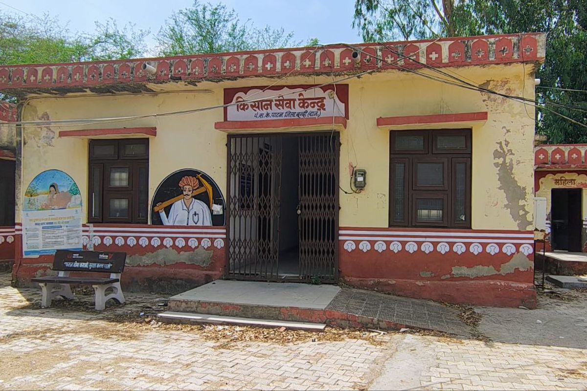 एक कृषि पर्यवेक्षक संभाल रहा आठ ग्राम पंचायतें