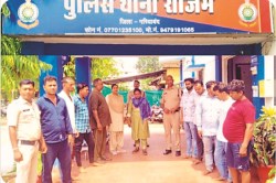 CG Fraud: 4 करोड़ से ज्यादा की ठगी करने वाले 10 खाता धारक धरे गए, मनी म्यूल बनकर
कर रहे थे काम - image