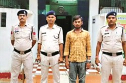 Crime News: मां से विवाद कर रहा था पिता, गुस्साए बेटे ने लाठी मारकर कर दी हत्या - image