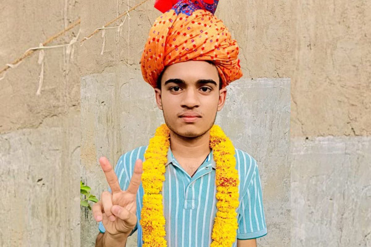 RBSE 12th Result: दौसा के हिमांशु ने साइंस में हासिल किए 98.40% अंक, मोबाइल से
रहा दूर, अब IAS बनने का लक्ष्य