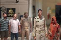 गोरखपुर में मची है अंधेरगर्दी… सर्जन के नाम पर टेक्नीशियन करता था सिजेरियन
डिलीवरी…ऐसे खुला मामला, परिजनों ने किया हंगामा - image