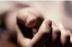 यूपी में दर्दनाक सड़क हादसा…खड़े ट्रक में घुसी बाइक, पहिए में फंसे तीन दोस्तों
के शवों को देख सिहर गए लोग - image