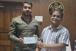 गोरखपुर के अंशुमान सिंह ने प्रधानमंत्री राहत कोष में दिए 11 हजार, सेना के प्रति
निभाए अपना उत्तरदायित्व - image