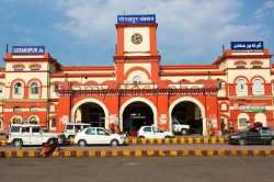 जब मालगाड़ी के गार्ड को जींस पैंट पहन कर करनी पड़ी ड्यूटी… फटी पैंट पर ही ड्यूटी
करने को बोले थे अधिकारी - image