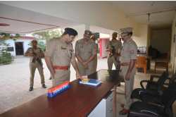 अयोध्या में पुलिसकर्मियों को जल्द हैंड ओवर होगा सरकारी आवास, SSP
बोले…पुलिसकर्मियों को मिलेगी बड़ी राहत - image