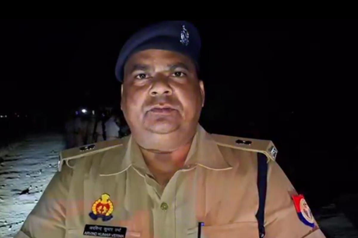 दूल्हे के परछावन में चाकूबाजी, महिलाओं को भी पीटा गया…चार युवक घायल
