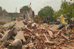 जयपुर: अतिक्रमण पर फिर चला बुलडोजर, जेडीए की सख्ती से खातीपुरा में मचा हड़कंप,
देखें तस्वीरें - image