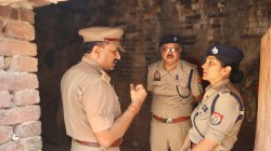सो रही वृद्धा की गला रेतकर हत्या, घर में मचा कोहराम, हत्यारोपी भतीजा पुलिस की
गिरफ्त में - image