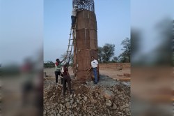 मालाखेड़ा जयपुर स्टेट हाईवे 44 से देवनारायण मंदिर तक 8 करोड़ रुपए की लागत से बन
रही पुलिया - image