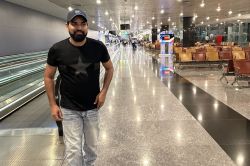 ENG vs IND: इंग्लैंड दौरे पर पहले टीम इंडिया को बड़ा झटका, मोहम्मद शमी का टेस्ट
टीम से कट सकता है पत्ता, ये है वजह - image