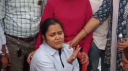 पहलगाम हमले में मारे गए शुभम द्विवेदी की पत्नी ने कहा- यह बदला लेने की शुरुआत
है, सिंदूर नाम पर दी प्रतिक्रिया - image
