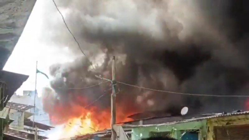 गल्ला मंडी में लगी जबरदस्त आग