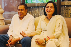 जया प्रदा ने धर्मेंद्र के साथ अपने फिल्मी सफर को बताया अनमोल, 16 हिट फिल्मों का
किया जिक्र - image