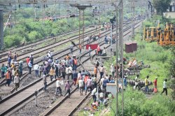 प्रीएनआई-एनआई वर्क: 22 ट्रेनों को रेलवे ने किया निरस्त, ग्रेड सेपरेटर लाइनों से
जुड़ेगा - image
