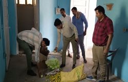 सरकारी दफ्तर या सब्जी मंडी, पीडब्ल्यूडी ऑफिस में मिले कांटे, कट्टे! - image