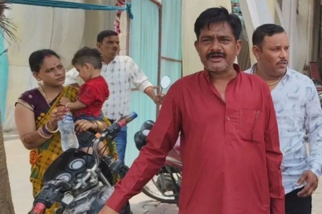 Love Marriage: सुहागरात से पहले ही चूर-चूर हो गईं दूल्हे की खुशियां, दुल्हन ने पकड़ लिया माथा, फिर…