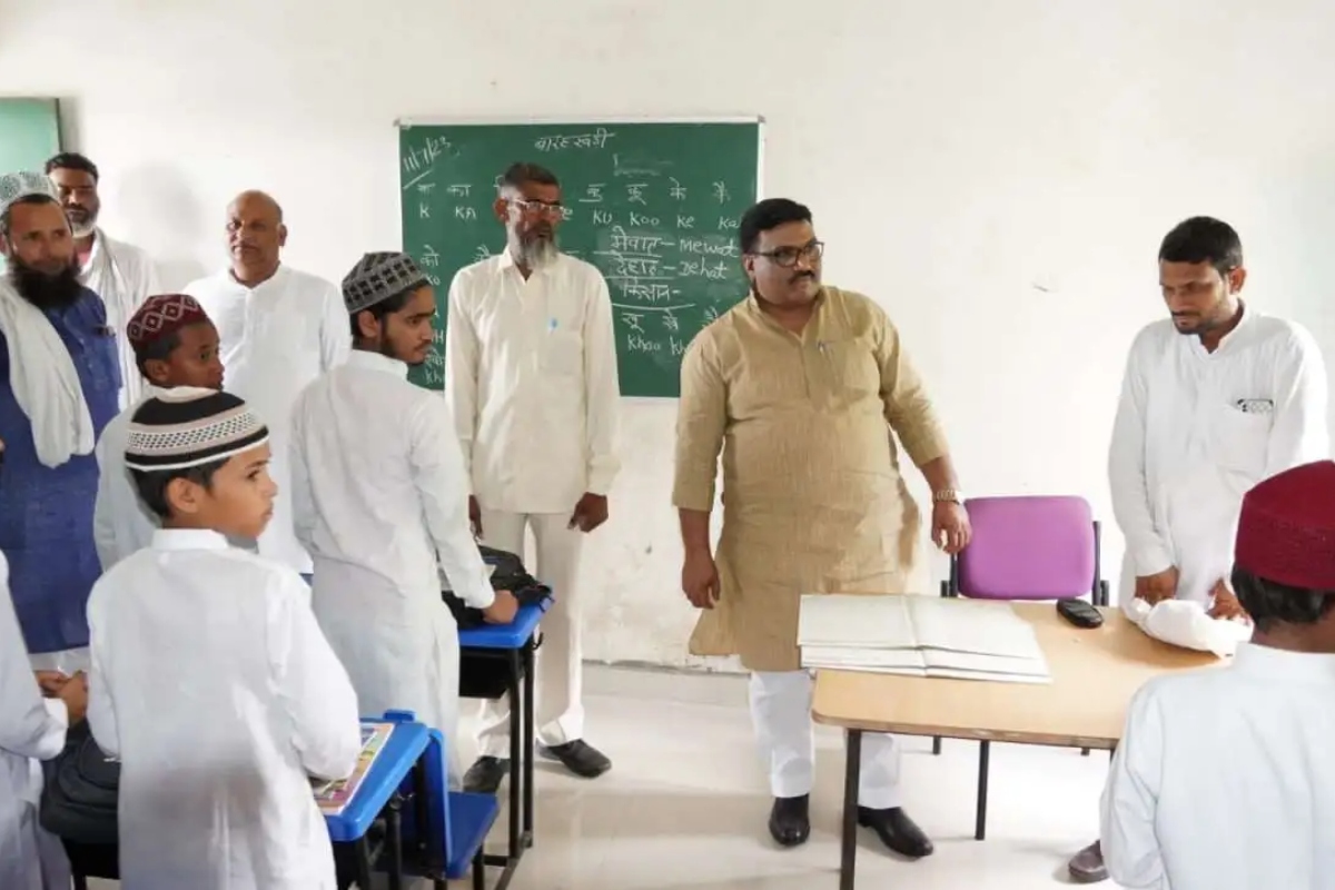 उत्तराखंड के बाद राजस्थान के मदरसों में पढ़ाया जाएगा ‘ऑपरेशन सिंदूर’, कर्नल
सोफिया बनेंगी बेटियों की प्रेरणा