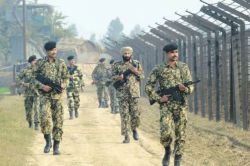 Military Movement Ban: सेना के मूवमेन्ट, सैन्य वाहनों, उपकरण, सैन्य गतिविधियों
की फोटो-वीडियो बनाने पर लगाया प्रतिबंध, आदेश जारी - image
