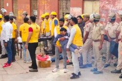 Operation Shield: सीकर में हुए 4-5 धमाके, जयपुर में छत से लोगों को बचाया;
झालावाड़ में मधुमक्खियों का हमला - image