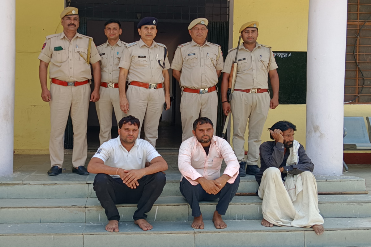 Murder: अवैध संबंधों के चलते 2 भाइयों और चाचा ने प्रेमी को उतारा मौत के घाट, आधी
रात कमरे में था पकड़ा