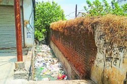 नालों की सफाई पर फोकस लेकिन नालियां जाम, नहीं चेते तो फिर रुलाएगा मानसून - image