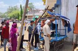 पत्थर से सिर कुचलकर युवक की हत्या, पुलिस जांच में जुटी - image