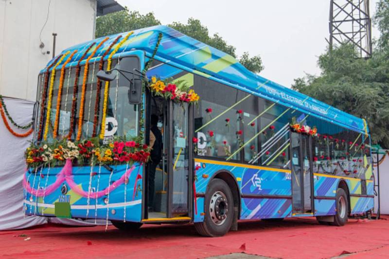 PM e-bus service