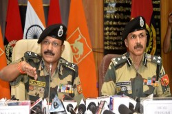Operation Sindoor: टैंक रेजिमेंट के साथ राजस्थान बॉर्डर पर आ गई थी पाकिस्तानी
फौज, जानिए फिर क्या हुआ था ? - image