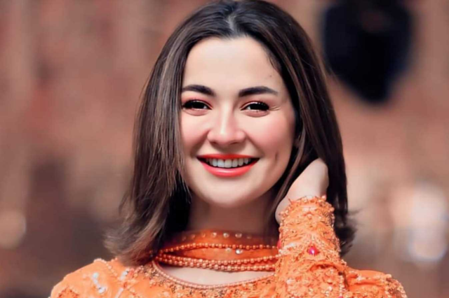 Pakistani Actres Hania Aamir