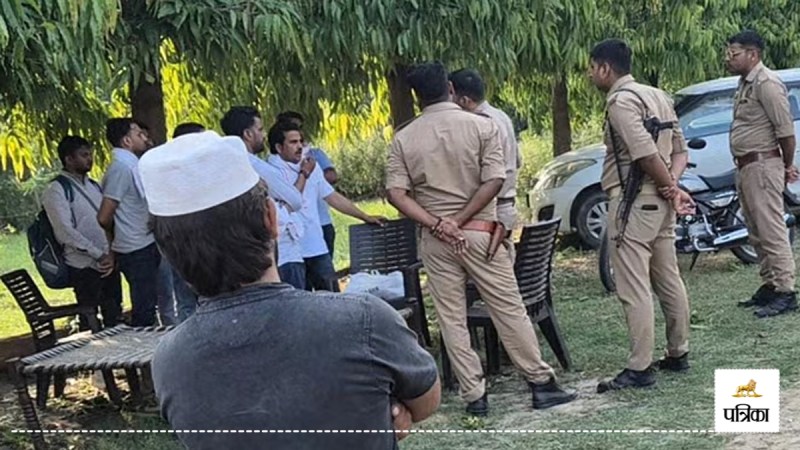 People returned from Saudi Arabia made hostages in Rampur