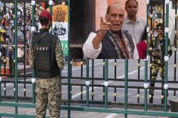भारत के रक्षा मंत्री की हुॅंकार: अब चुप नहीं बैठेगा देश, जो जनता चाहती है वही
होगा, हर आक्रोश का जवाब मिलेगा! - image