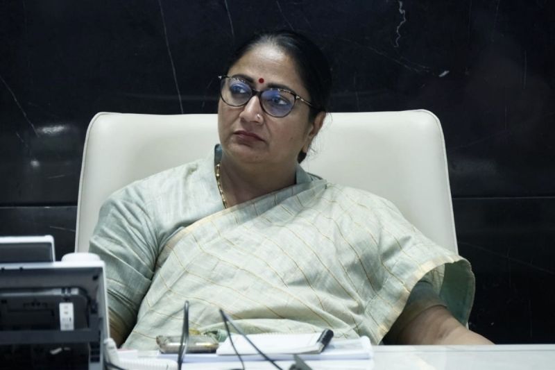 Rekha Government Action: 30 जून के बाद नहीं मिलेगा डीजल-पेट्रोल, दिल्ली में 60 लाख से ज्यादा वाहनों पर नकेल