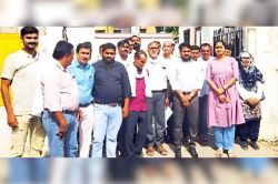 महिला पटवारी के साथ अभद्रता, फाड़ दिए सरकारी दस्तावेज, खेतों की पैमाइश करने
पहुंची थी राजस्व विभाग की टीम - image