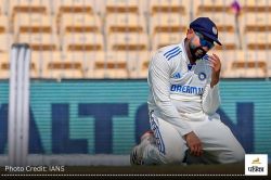 Rohit Sharma Test Retirement: धोनी की तरह टेस्ट से संन्यास चाहते थे रोहित शर्मा,
BCCI के इस फैसले से फिरा पानी - image