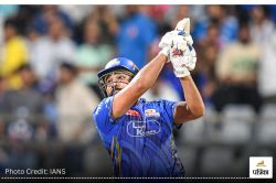 MI vs DC: दिल्ली कैपिटल्स ने टॉस जीता, मुंबई इंडियंस को पहले बल्लेबाजी के लिए
किया आमंत्रित - image