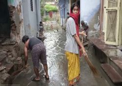 अकबरपुर क्षेत्र में 15 मिनट तक चने के आकार में गिरे ओले, गर्मी से मिली राहत,
पारा डाउन - image