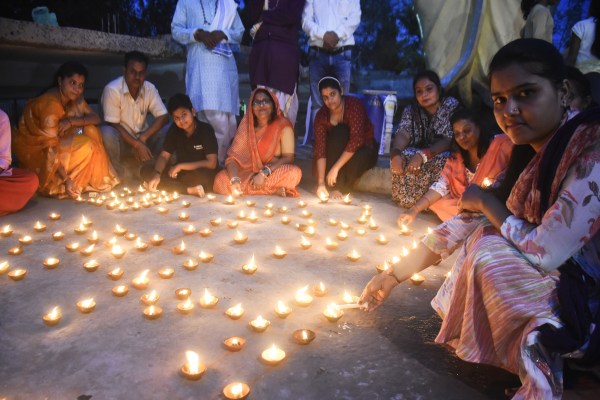 Shani mandir par Sthapna Divas 