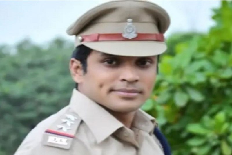 TI become SI: टीआई कलीम खान का आईजी ने किया डिमोशन, बनाया एसआई, ठगी के आरोपी की पत्नी का किया था शारीरिक शोषण