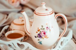 International Tea Day: भारत में चाय पेय नहीं बल्कि संस्कृति का हिस्सा, हैदराबाद
की ईरानी चाय से कश्मीर की शीरी चाय के हैं भारतीय दीवाने - image